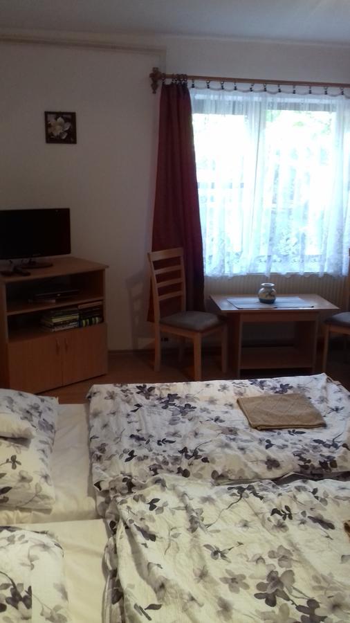 Kemences Vendeghaz Hotel Mikohaza Eksteriør billede